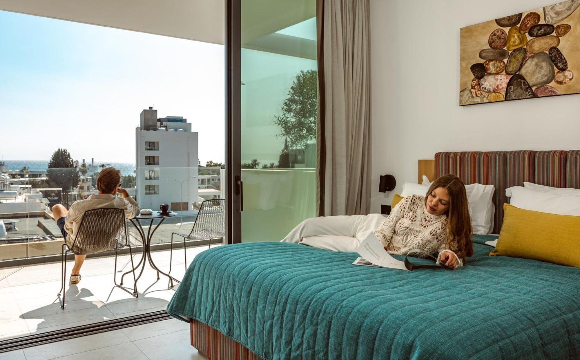 Regency Boutique Hotel Holiday Suites Пафос Экстерьер фото